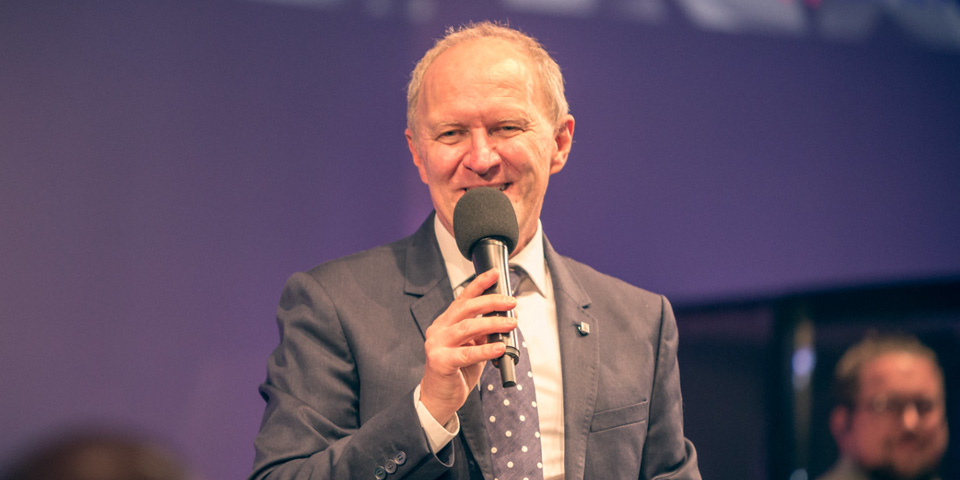 Elim's Chris Cartwright